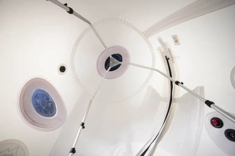 Summit To Sea Grand Dive Vertical Hyperbaric Chamber as is from inside